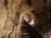 Cave des Moineaux - Subterrâneo de Pontoise