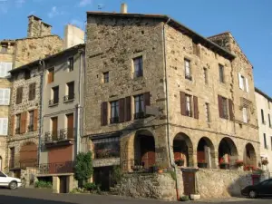 Maison des Arcades, Place de la Halle