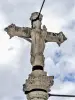 Face ouest de la croix d'église de Preigney (© J.E)