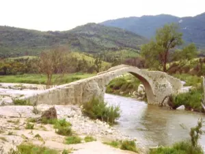 Pont de Spin'a Cavallu avant sa restauration (© J.E)