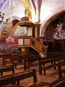 Intérieur de l'église Saint-Corneille