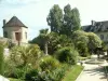The Jardin de la Retraite and the Nevet Tower