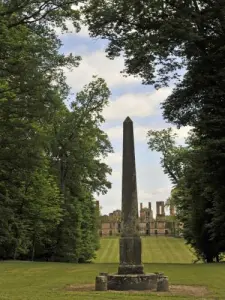 The Obelisk and ruins of castle