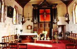 The interior of the Saint-Folquin church