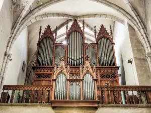 Organ of Our Lady of Marthuret (© J.E)