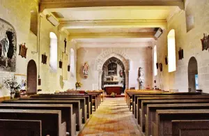 Das Innere der Kirche Saint-Loup