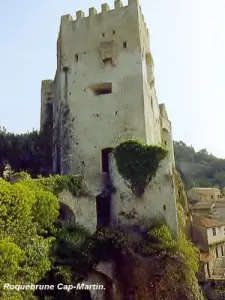 Donjon du château (© J.E)