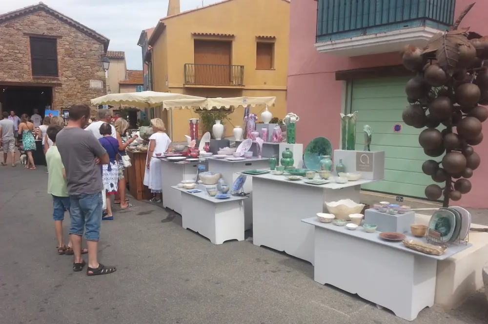 Roquebrune-sur-Argens - Marché potier de Roquebrune-sur-Argens