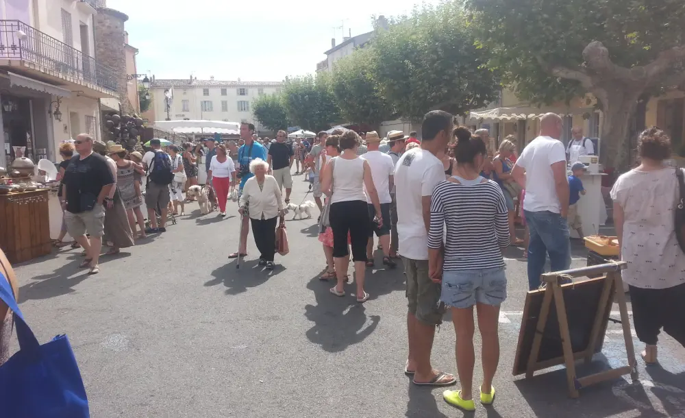Roquebrune-sur-Argens - Marché potier de Roquebrune-sur-Argens