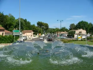 Rond Point du Jet d'eau and RD 2085