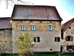 House facade, along the old rampart (© J.E)