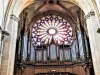 Órgão e roseta da igreja (© J.E)
