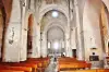 Dentro de la iglesia de Saint-Pierre-aux-Liens