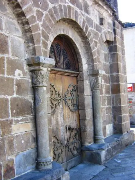 Église SainteCroix Monument à Saignes