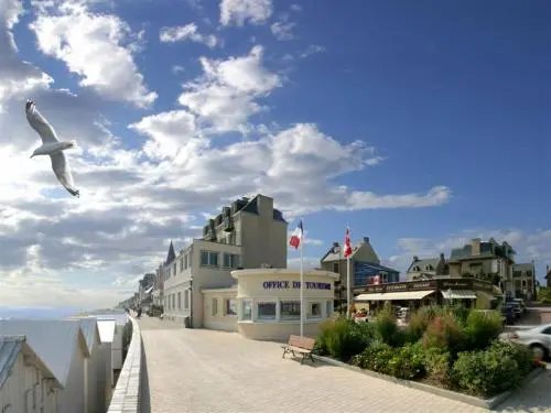 Saint-Aubin-sur-Mer - Gids voor toerisme, vakantie & weekend in de Calvados