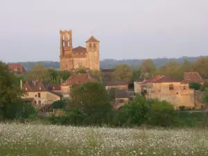 Saint-Avit-Sénieur view of the Bouygue