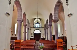 The interior of the church Saint-Bonnet