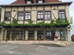 Tourist Office of Saint-Cirq-Lapopie