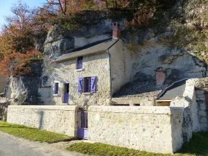 Troglodyte house