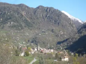 Dorf Saint-Étienne-de-Tinée - Tinée Valley