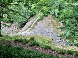 Pont des Fées, gezien vanaf de kant van de Saint Mont (© JE)