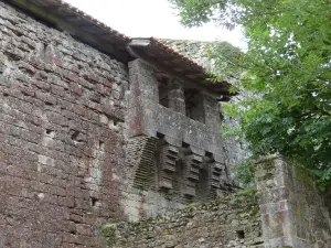 Battlements above the entrance