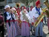 コカーニュの祭りのミュージシャン