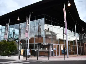 Le Bordeau Theater & Kino