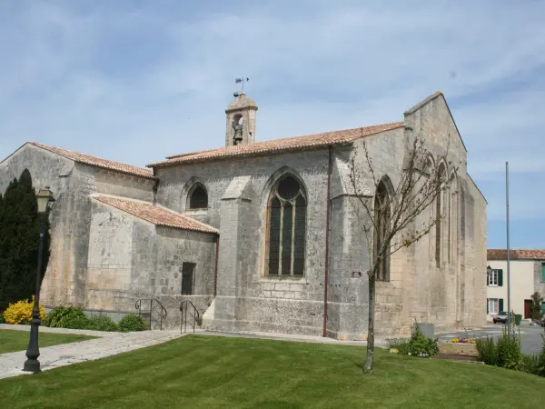 Igreja de Saint-Georges-d'Oléron - Monumento em Saint-Georges-d'Oléron