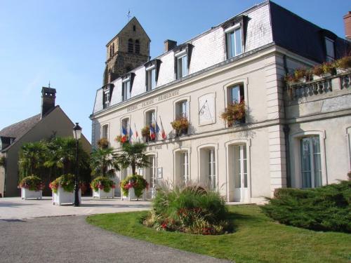 Hotel Saint Germain Les Arpajon Hotel Saint Germain Les Arpajon