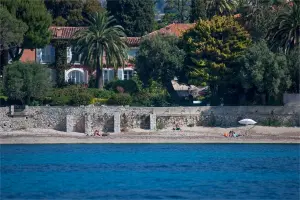 Plage des Fosses (© OT Cap Ferrat JJ.Pangrazi)