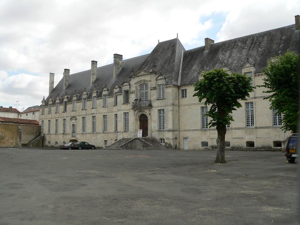 Photos SaintJeand'Angély Tourisme, Vacances & Weekend