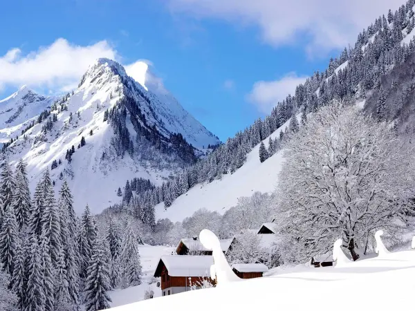 Skistation von Roc d'Enfer - Freizeitstätte in Saint-Jean-d'Aulps