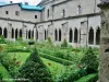 Saint-Jean-de-Maurienne - Cloister of the Cathedral ( © JE)