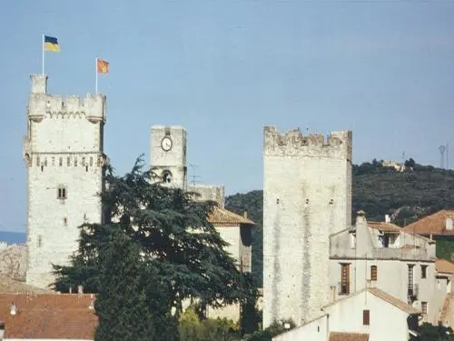 Saint-Laurent-des-Arbres - Führer für Tourismus, Urlaub & Wochenende im Gard