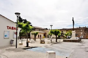 Il villaggio