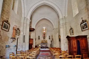 Het interieur van de Saint-Martial kerk