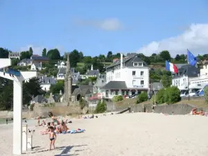 Saint-Michel-en-Grève beach