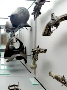 Armas ambiente (© Museos Saint-Omer)
