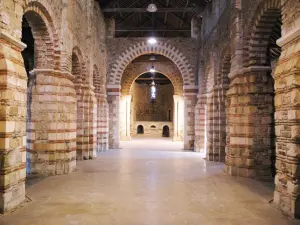 Nef de l'abbatiale - Site de l'abbatiale - Déas