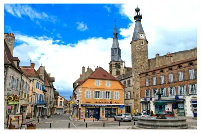 Saint-Pourçain-sur-Sioule — Wikipédia