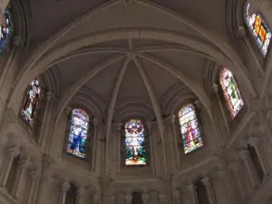 Vitraux du XVIe siècle dans l'église (© MB)