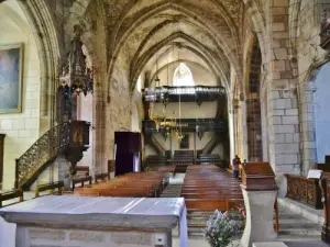 Interior de la colegiata de Saint-Sernin