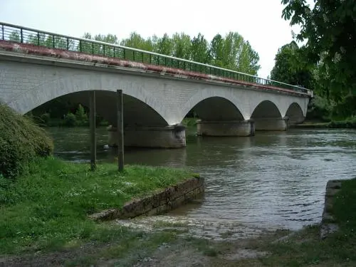 Saint-Simon - Guida turismo, vacanze e weekend nella Charente