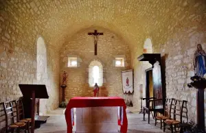 l'interno della chiesa di Saint - Rémy