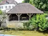 Ancien lavoir couvert, rue Gabet (© J.E)