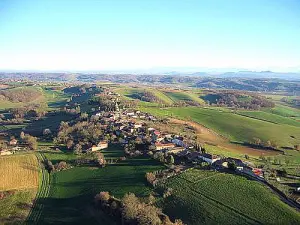 Samouillan dorp uit de hemel