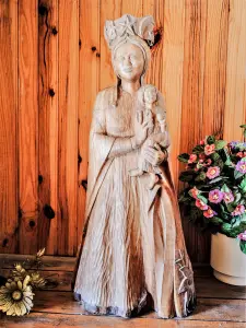 Le Haut du Tôt - Statuette Unserer Lieben Frau von der Begrüßung (© JE)