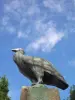 Le condor sculpté par François Pompon, surmonte sa tombe