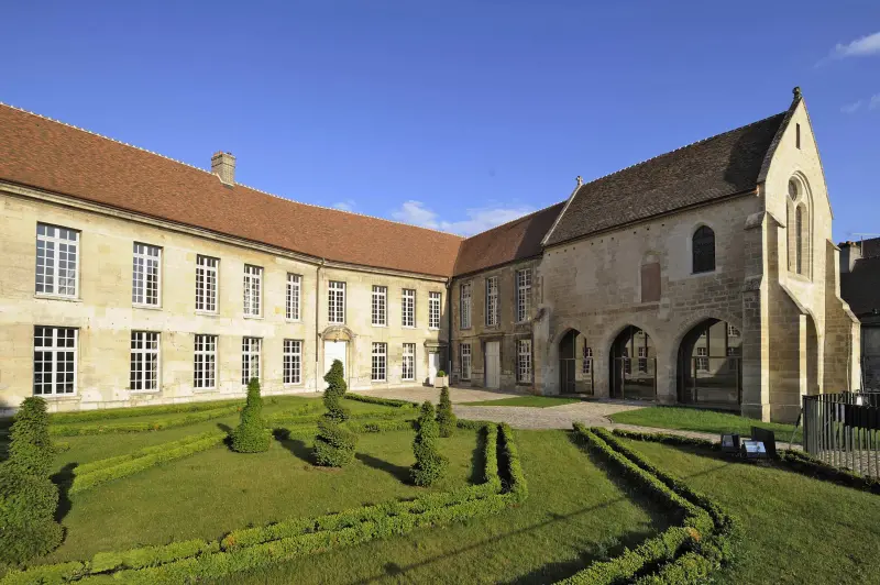 Museum of Art and Archaeology of Senlis - Leisure centre in Senlis